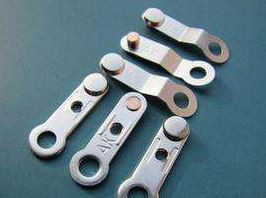 Kompozitní stříbrné kontakt s úsporou nákladů